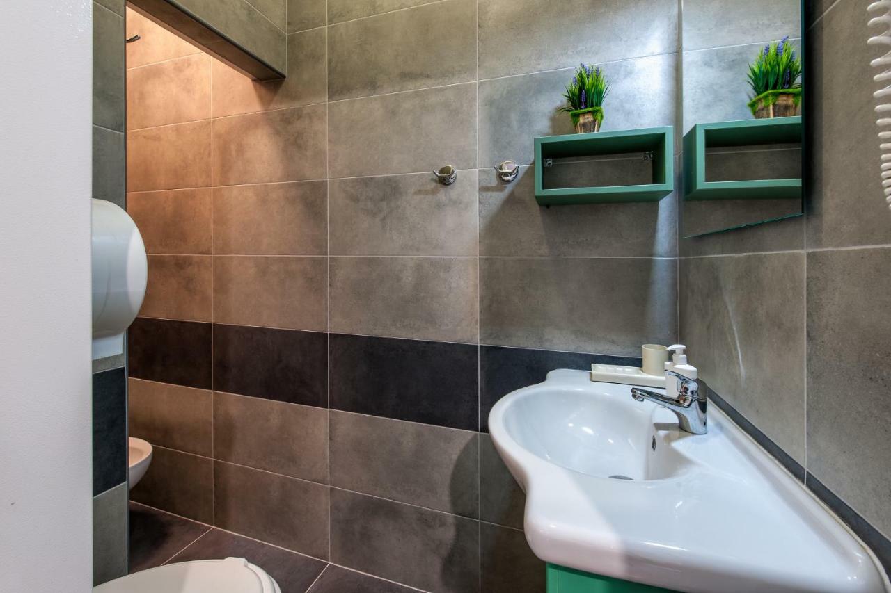 Alessandro A San Pietro Best Bed Rome Exterior photo