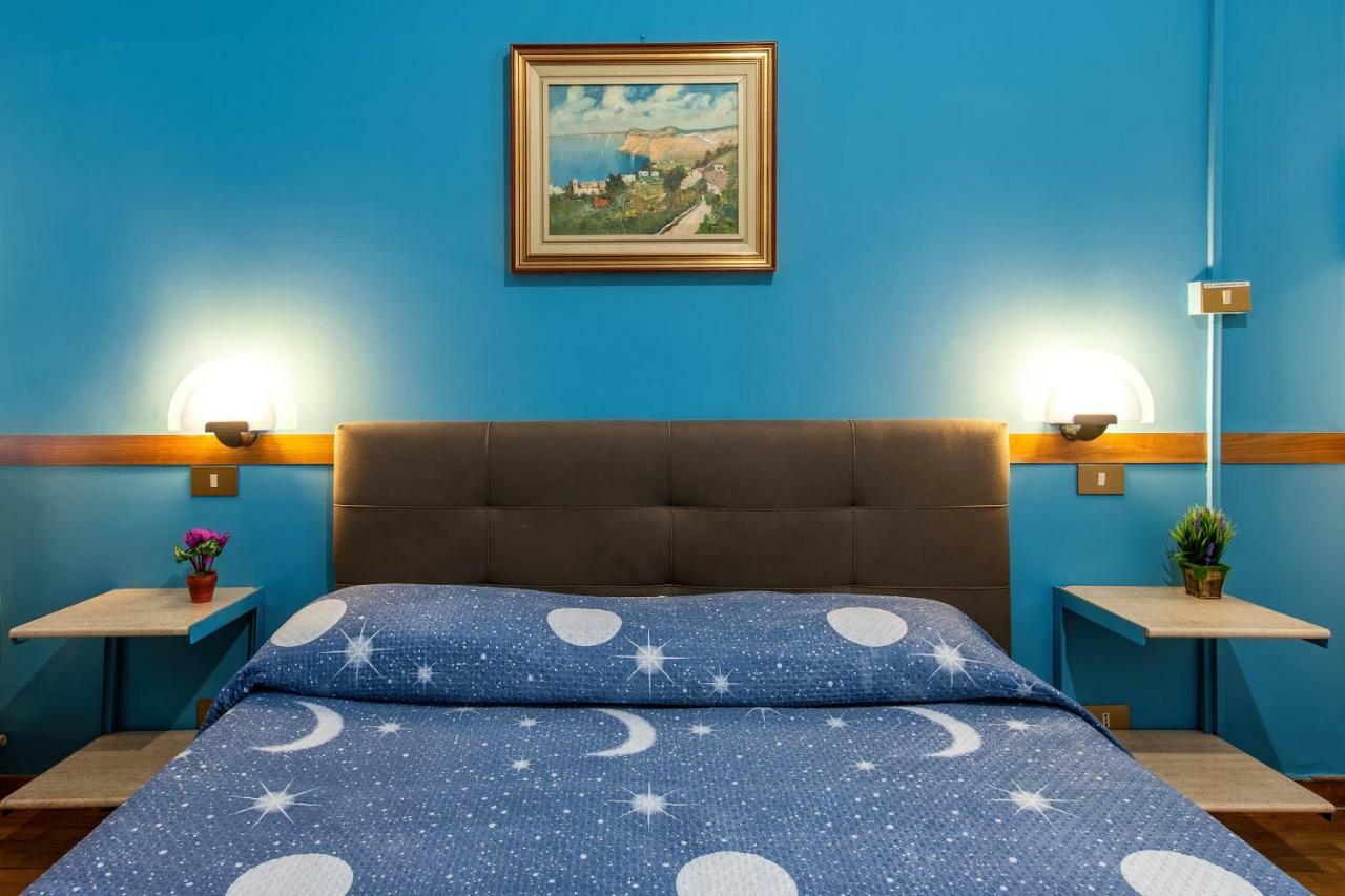 Alessandro A San Pietro Best Bed Rome Exterior photo